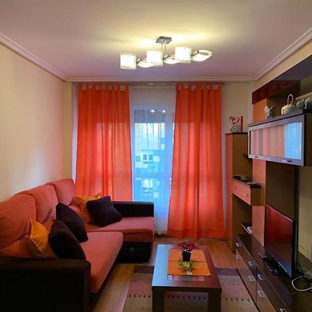 Apartamento Mota-2 Huca-Los Prados; Parking Y Wifi Gratis โอเบียโด ภายนอก รูปภาพ