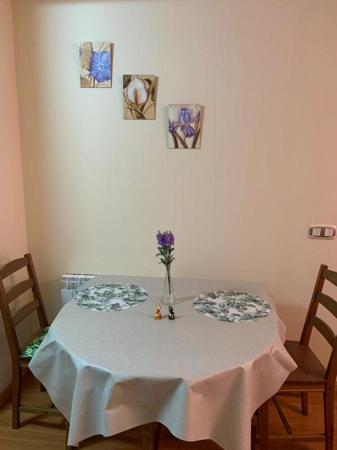 Apartamento Mota-2 Huca-Los Prados; Parking Y Wifi Gratis โอเบียโด ภายนอก รูปภาพ